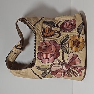 Vintage Isabella Fiore Purse Handbag Leather Embroidered Floral Scalloped U.S.A.
